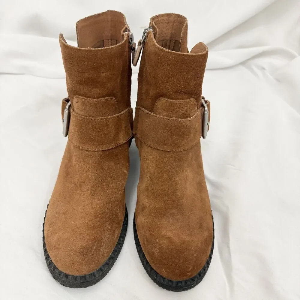 GENTLE SOULS Kenneth Cole Benton Slit Suede Buckle Ankle Boots 7.5 Brown EUC